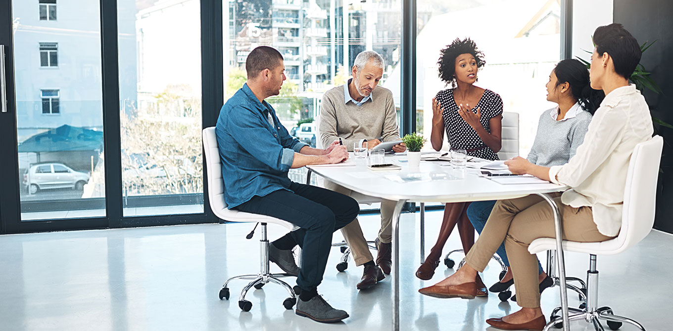 Employees planning in a meeting